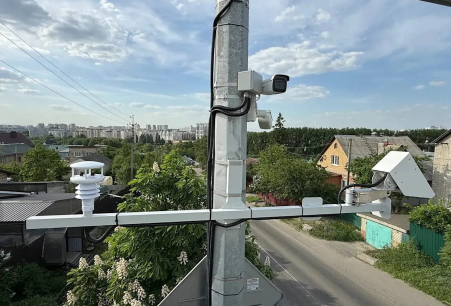 В Пензе установили еще одну автоматическую дорожную метеостанцию