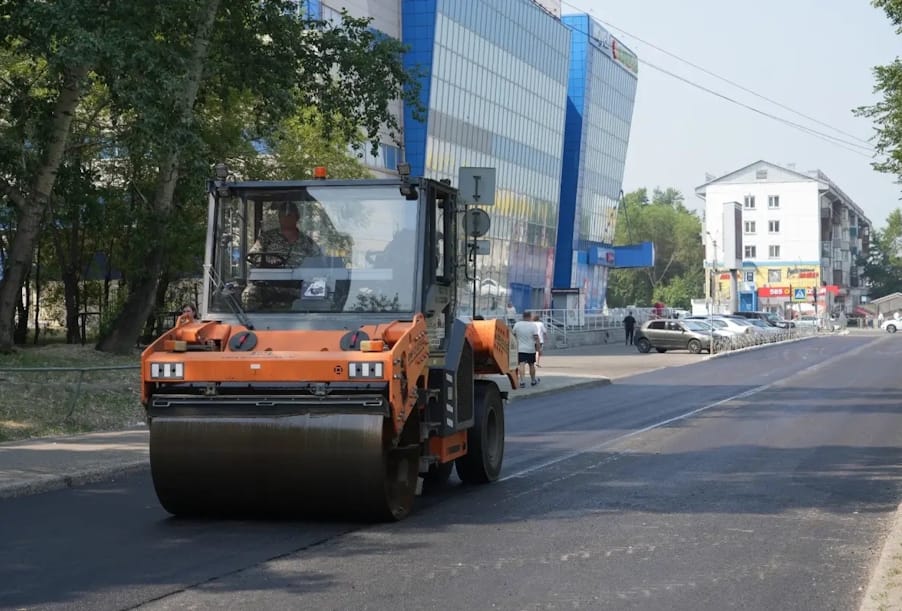 Алтайский край: в Бийске по нацпроекту обновляют три улицы